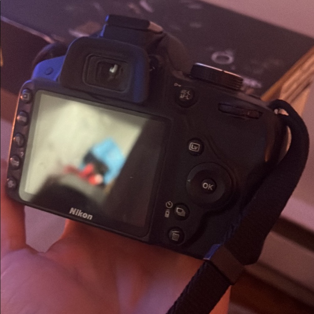 Nikon d-3200 GREAT BEGINNER photography camera